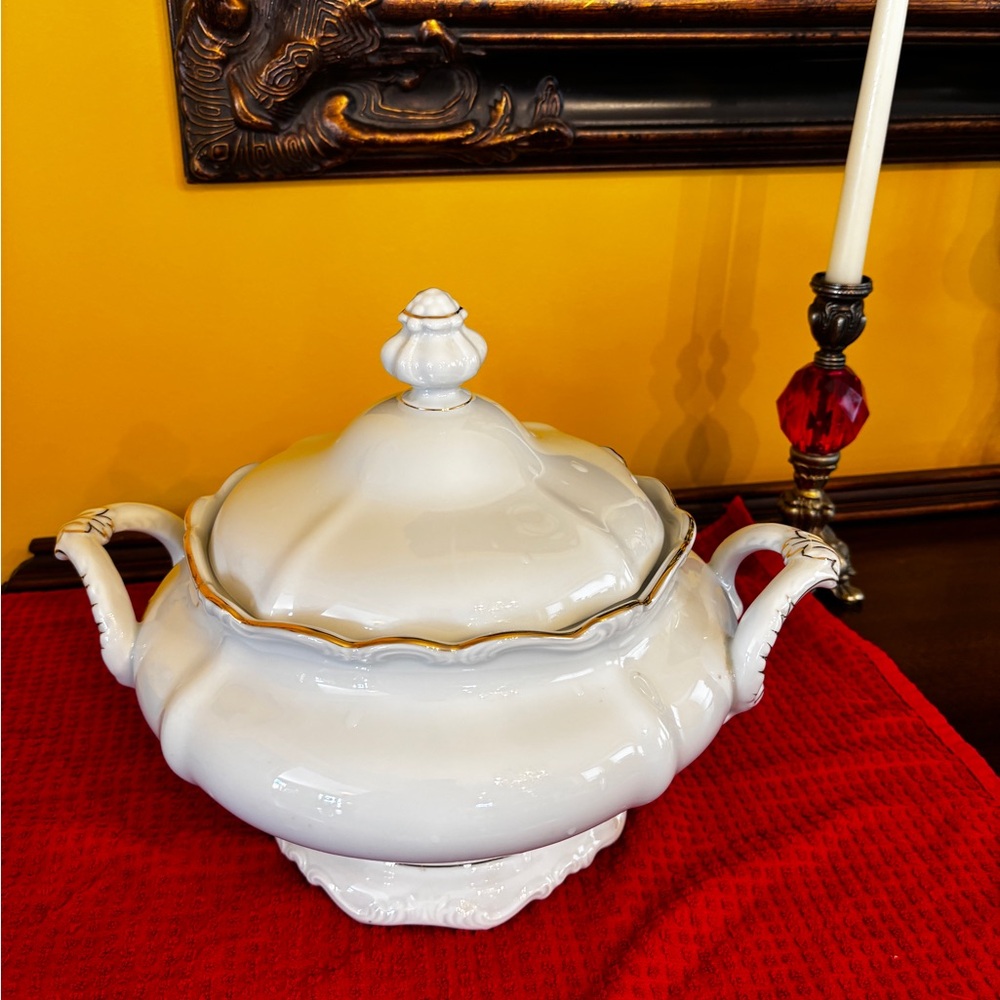 White Porcelain Covered Soup Tureen with Gold Accent
